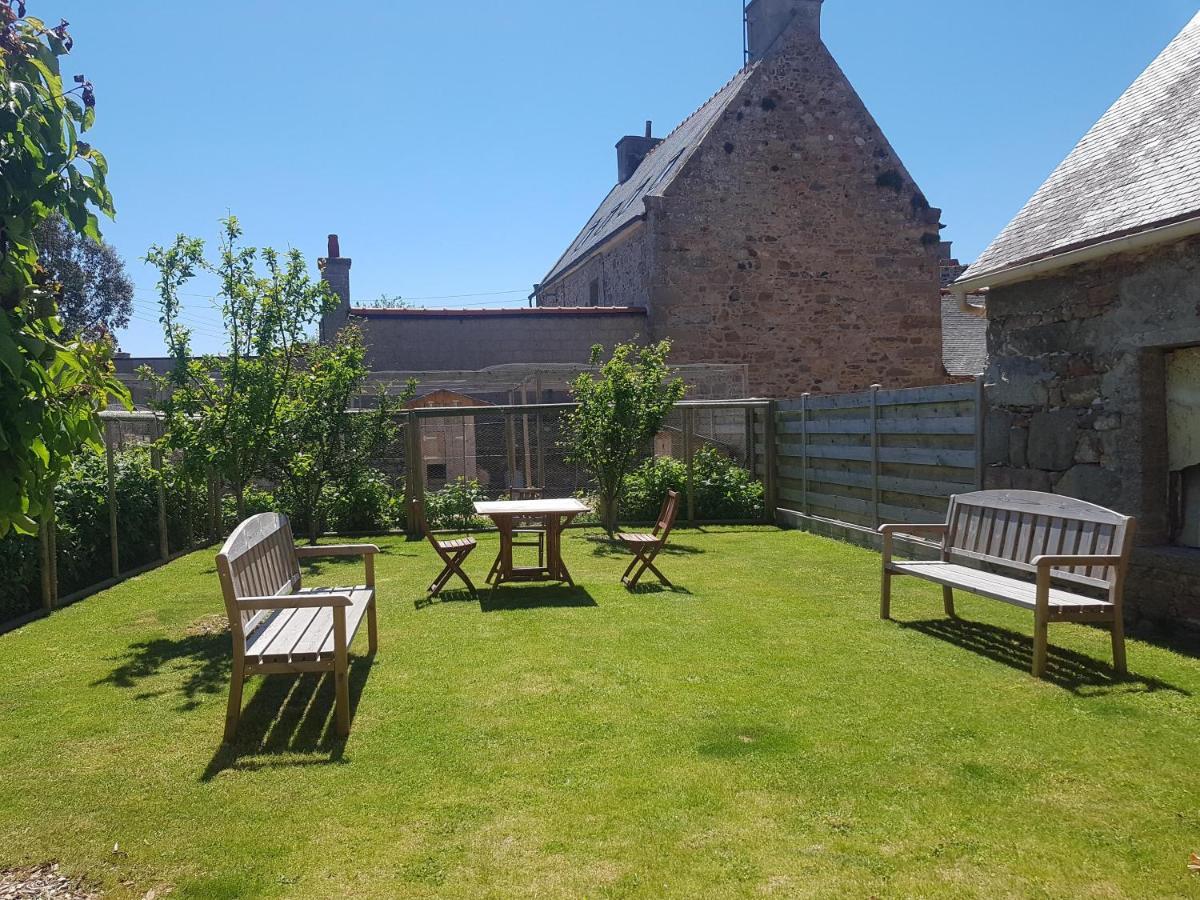 L'Abri Du Sillon Bed & Breakfast Pleubian Luaran gambar